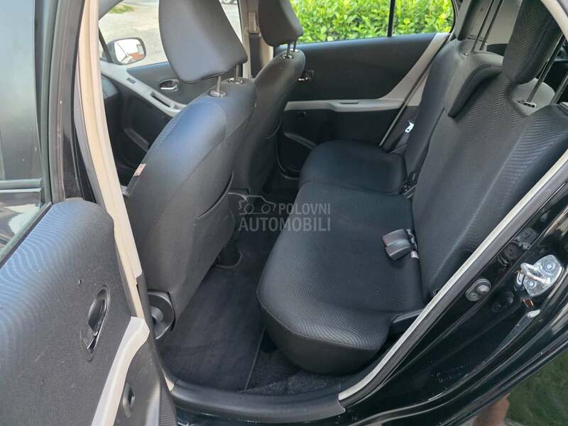 Toyota Yaris 1.5.7.6.0.0 k.m