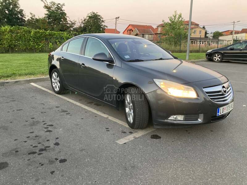Opel Insignia 1.8