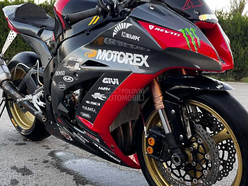 Kawasaki ZX10R Track