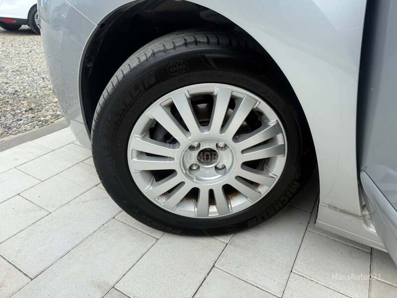 Peugeot 5008 1.6 HDi