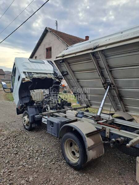 Mitsubishi Canter Fuso