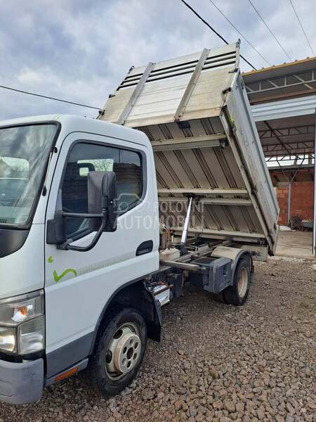 Mitsubishi Canter Fuso