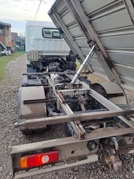 Mitsubishi Canter Fuso