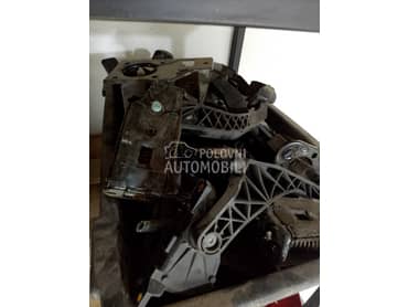 papucice za Audi A2, A3, A6 od 2000. do 2009. god.