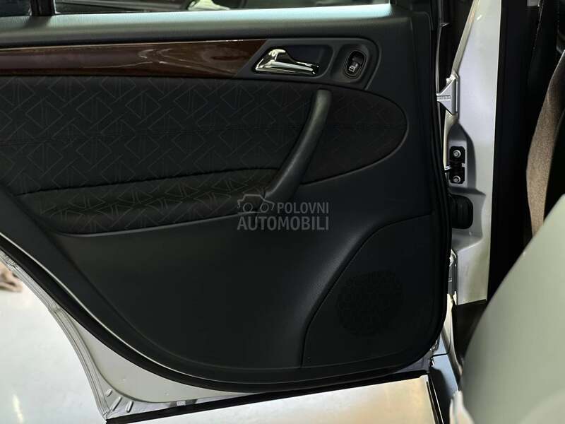 Mercedes Benz C 220 