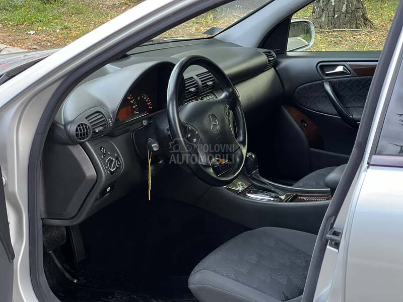 Mercedes Benz C 220 