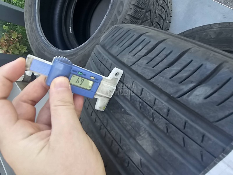 Dunlop 225/60 R18 Letnja