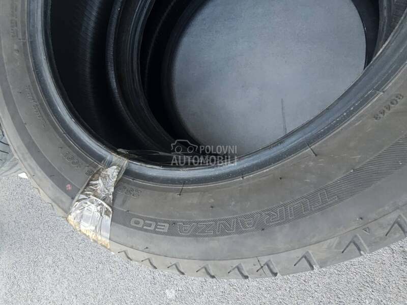 Bridgestone 235/55 R18 Letnja
