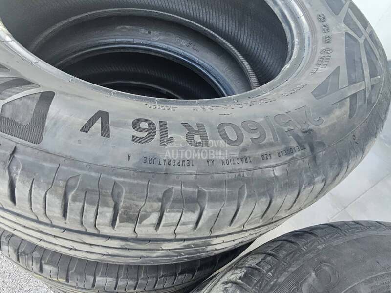 Continental 215/60 R16 Letnja