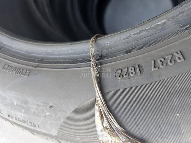 Pirelli 215/55 R17 Letnja