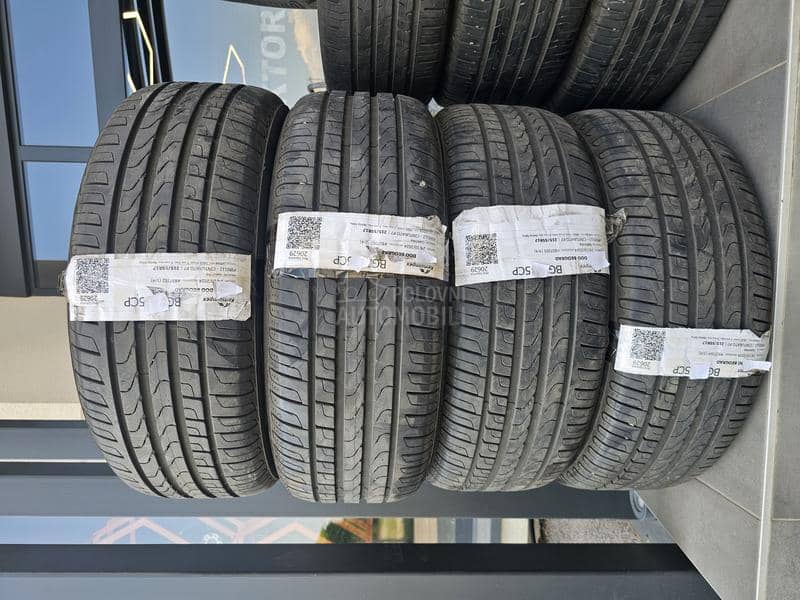 Pirelli 215/55 R17 Letnja