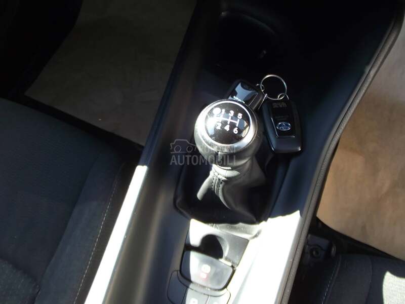 Toyota C-HR 1.2 B NA.VI NOV