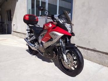 Honda VFR 800 X CrossRunner