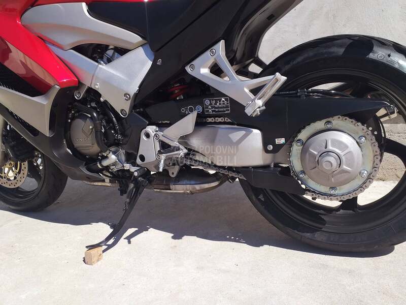 Honda VFR 800 X CrossRunner
