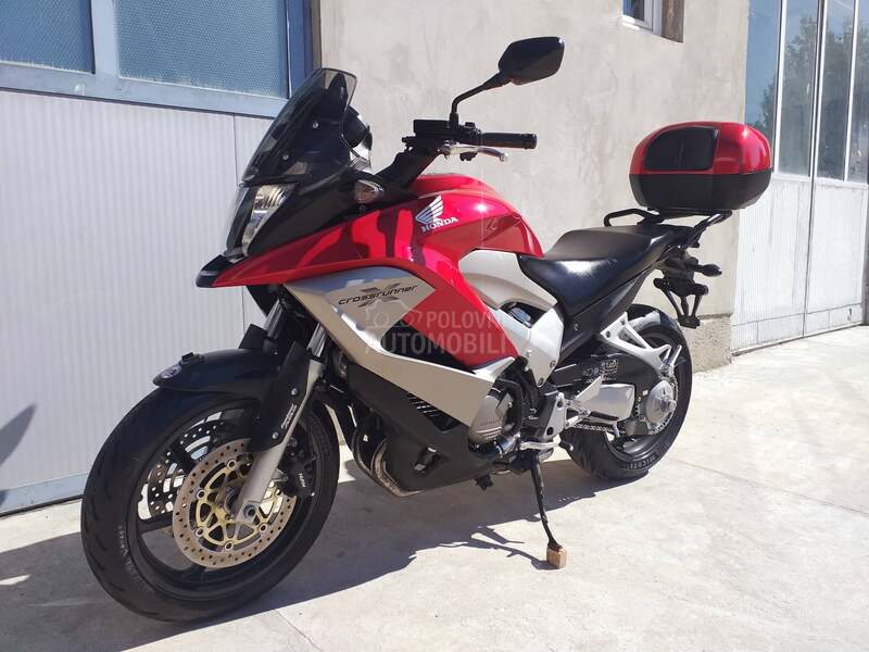 Honda VFR 800 X CrossRunner