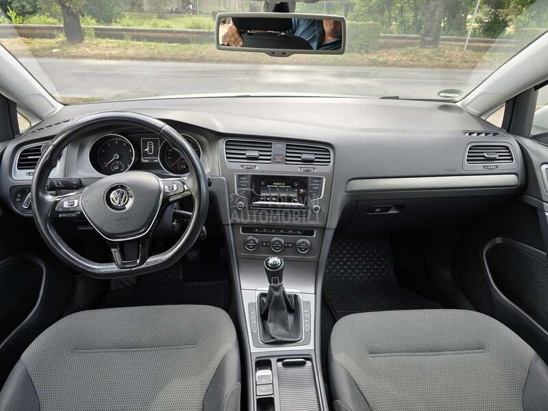 Volkswagen Golf 7 1.4 fsi