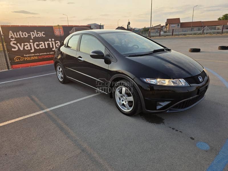 Honda Civic 1.4i 5DR Svajc
