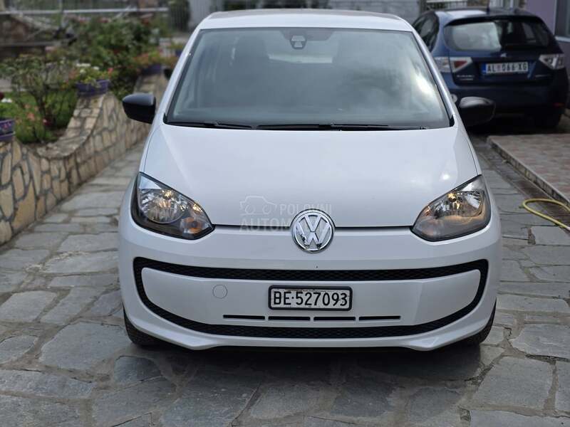 Volkswagen up! 1.0i 109k Svajc