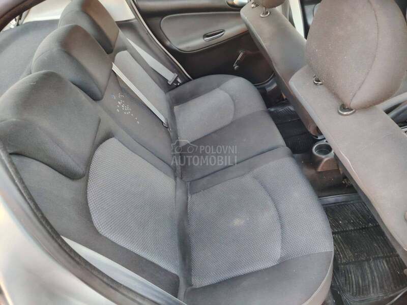 Peugeot 206 plus 