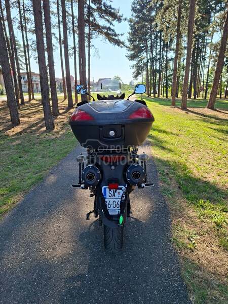 Suzuki VSTROM DL 1000