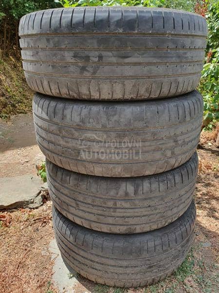 Goodyear 225/55 R17 Letnja