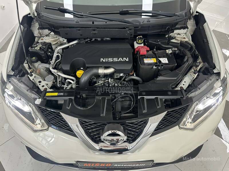Nissan X-Trail 2.0 DCI Pano Kam 360