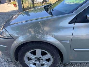 Krilo levo sivo TEC66 za Renault Megane od 2002. do 2008. god.