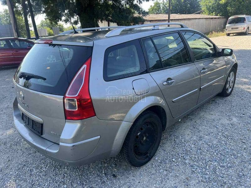 Branik zadnji TEC66 karavan