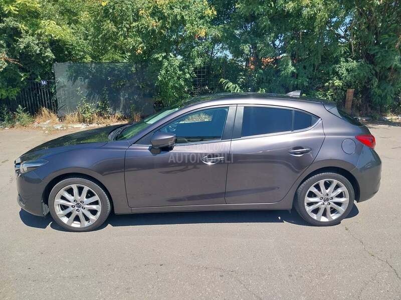 Mazda 3 2.0  SKYACTIV 120G