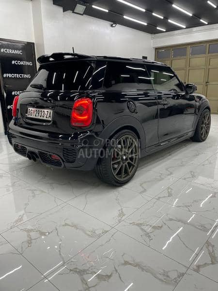 MINI John Cooper Works JCW