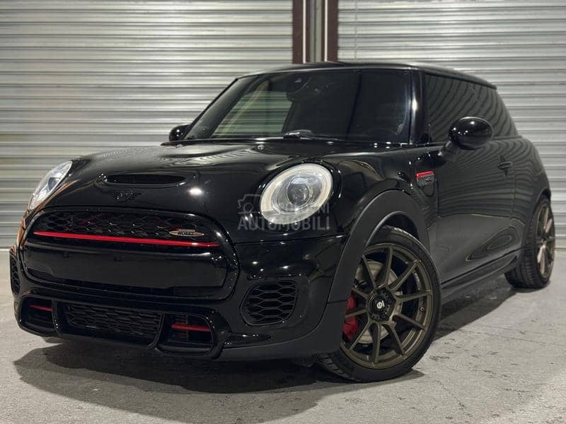 MINI John Cooper Works JCW