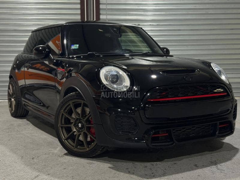 MINI John Cooper Works JCW