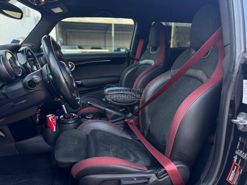 MINI John Cooper Works JCW