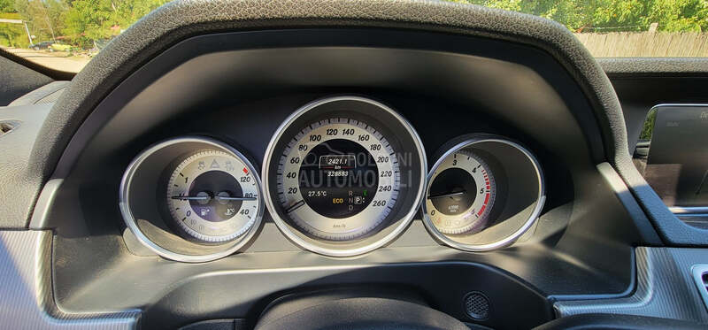 Mercedes Benz E 220 