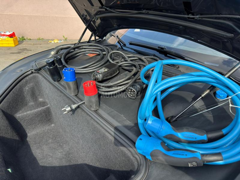 Tesla Model S Tesla S75D GARAN.