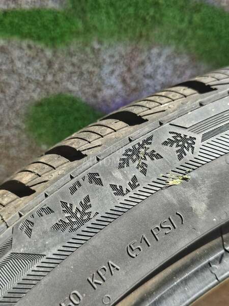 Barum 205/45 R18 Zimska