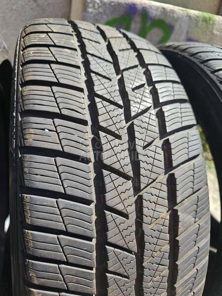 Barum 205/45 R18 Zimska