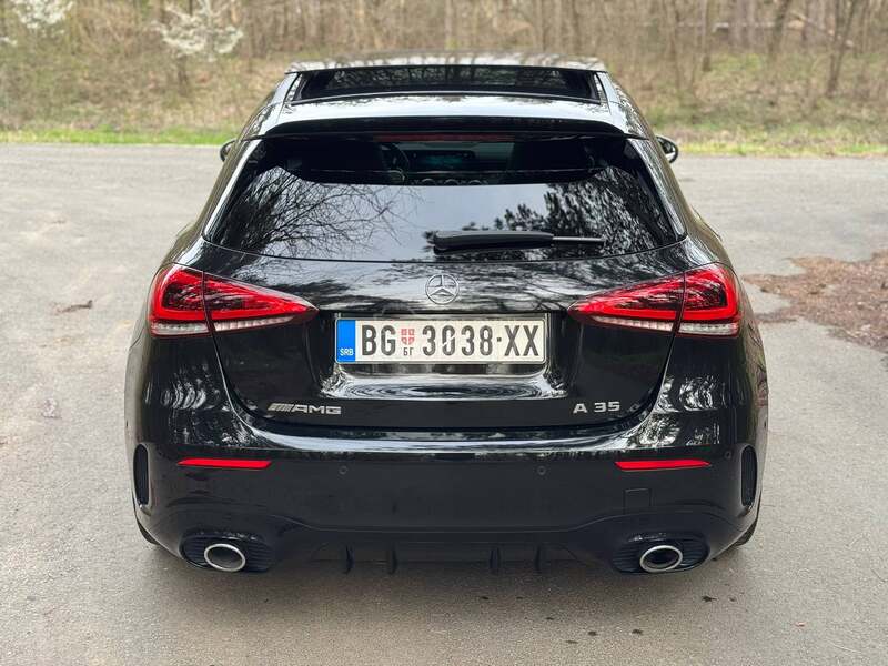 Mercedes Benz A 35 AMG Pano/HuD/Burmaster