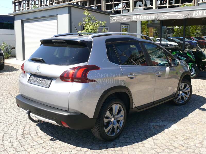 Peugeot 2008 1.2 CROSSWAY/PANO