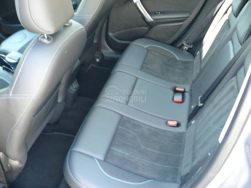 Peugeot 2008 1.2 CROSSWAY/PANO