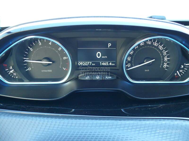 Peugeot 2008 1.2 CROSSWAY/PANO
