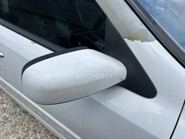 Retrovizor desni beli DV369 za Renault Laguna od 2000. do 2007. god.