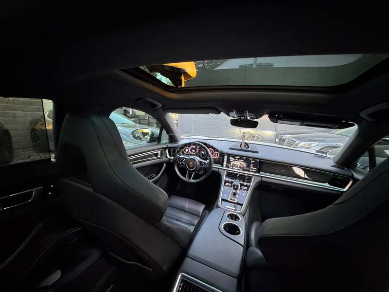 Porsche Panamera 4s executive