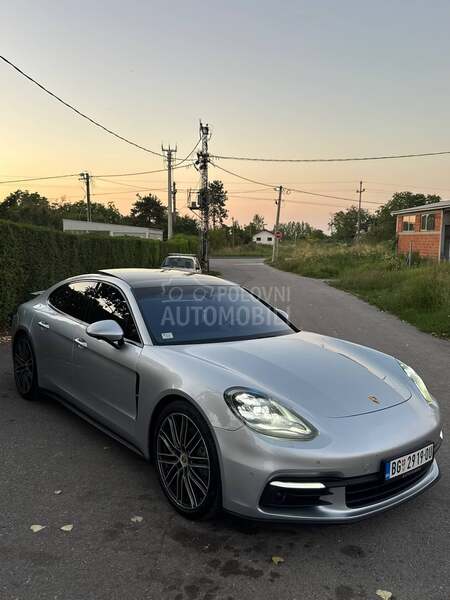 Porsche Panamera 4s executive