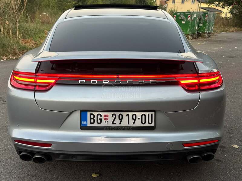 Porsche Panamera 4s executive