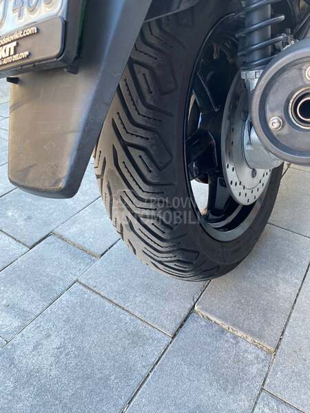 Yamaha Xmax X max 250R ABS