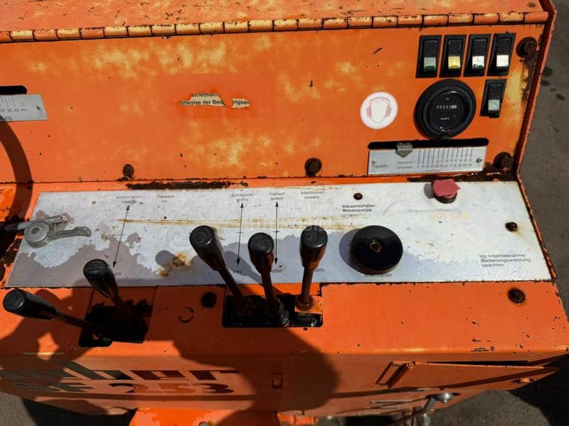 Weber SF253 glodalica za asfalt