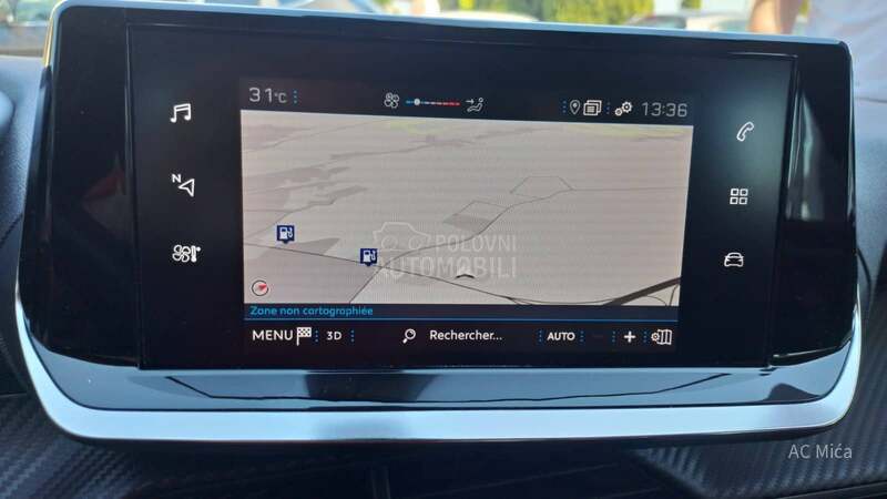 Peugeot 2008 1.2 NAV LED 79000