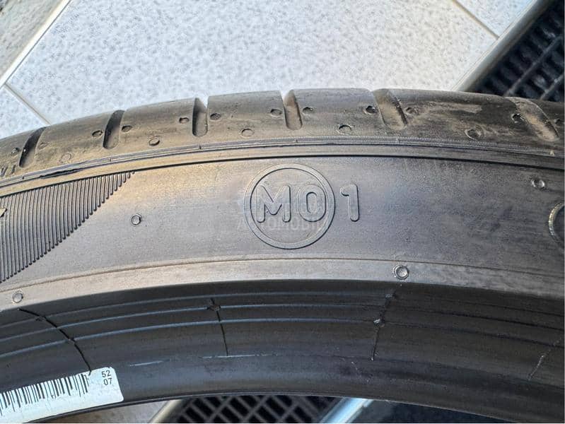 Pirelli 295/30 R20 Letnja