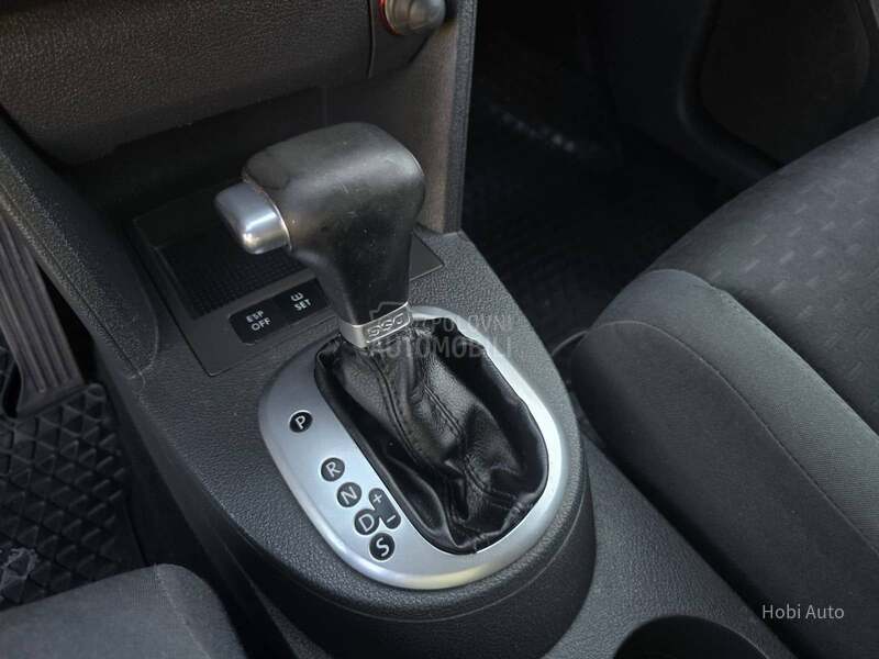Volkswagen Touran 1.9TDI DSG 7SEDISTA